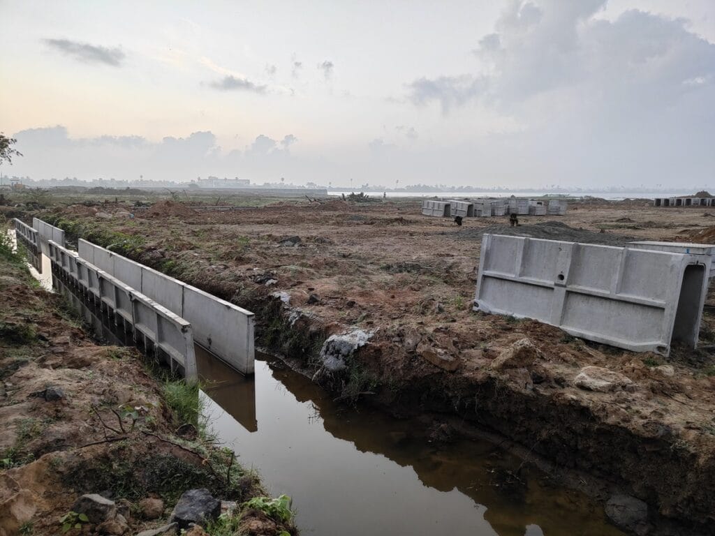 Real estate expansion in Madambakkam Lake