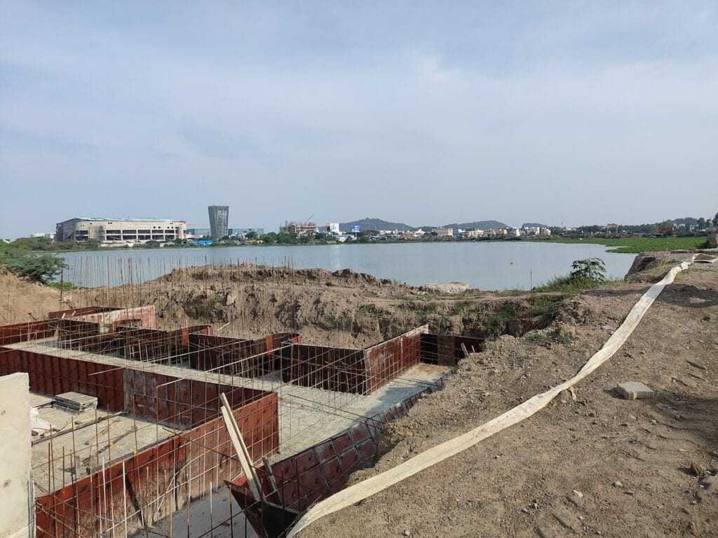 Shutter construction work in Keezhkattalai lake