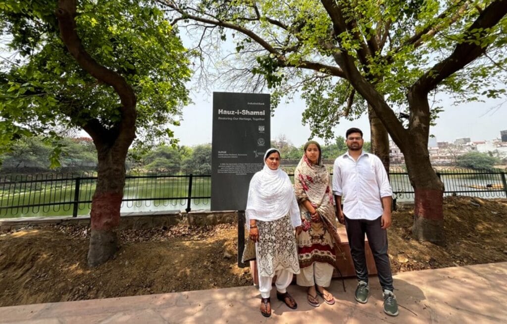 Residents at the Haus-I-Shamsi site