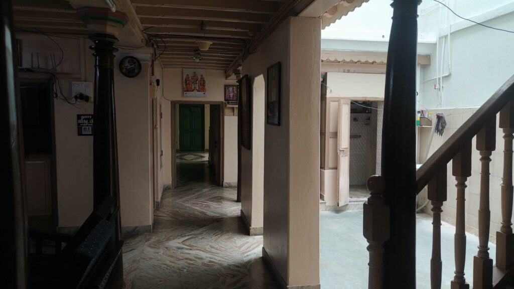 traditional house courtyard